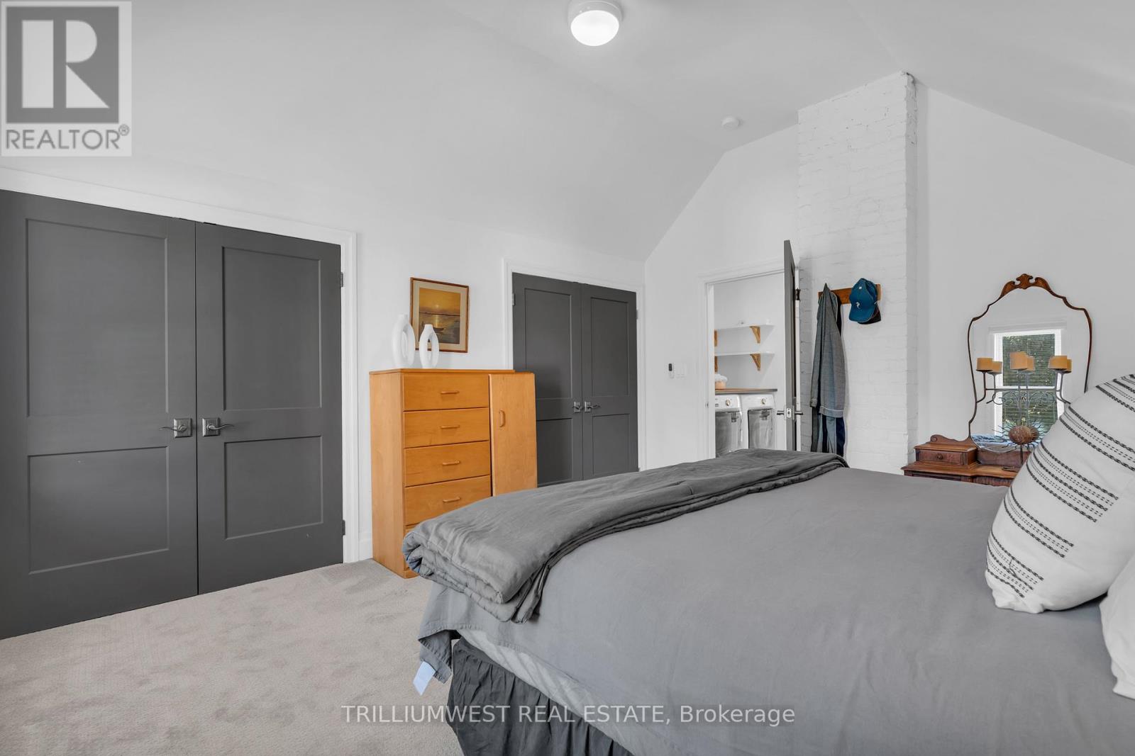 210 Lancaster Street E, Kitchener, Ontario  N2H 1N6 - Photo 28 - X12454771