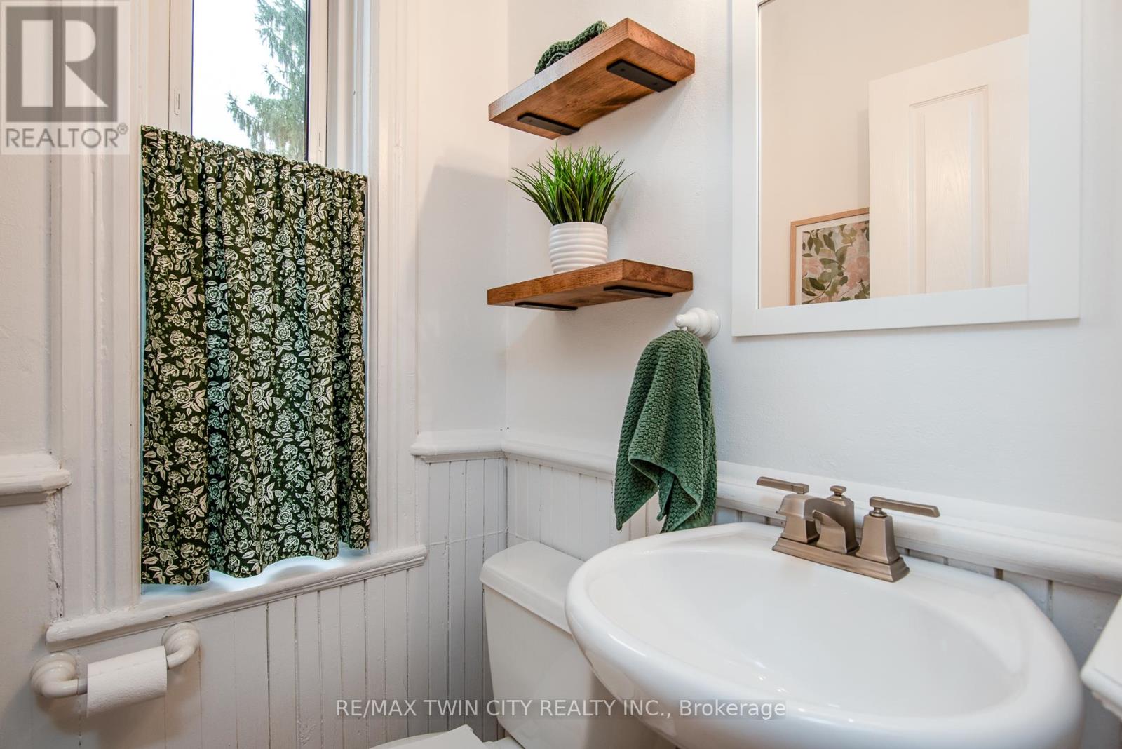 1159 Queens Bush Road, Wellesley, Ontario  N0B 2T0 - Photo 25 - X12454787
