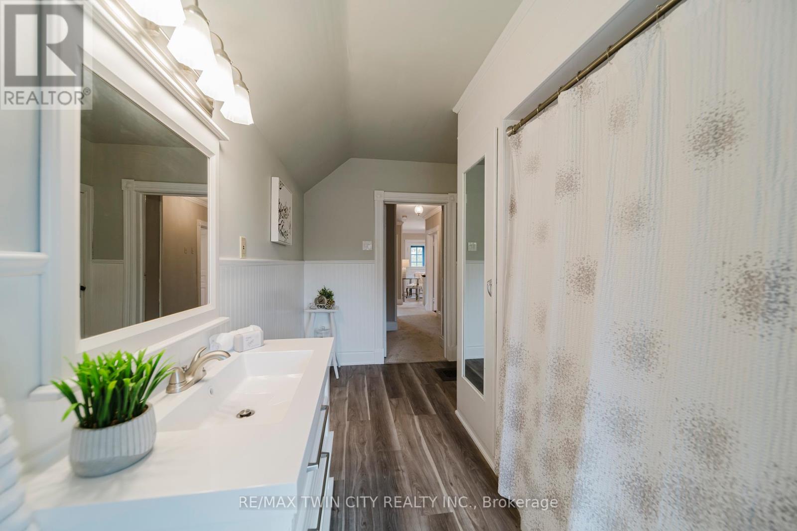 1159 Queens Bush Road, Wellesley, Ontario  N0B 2T0 - Photo 35 - X12454787
