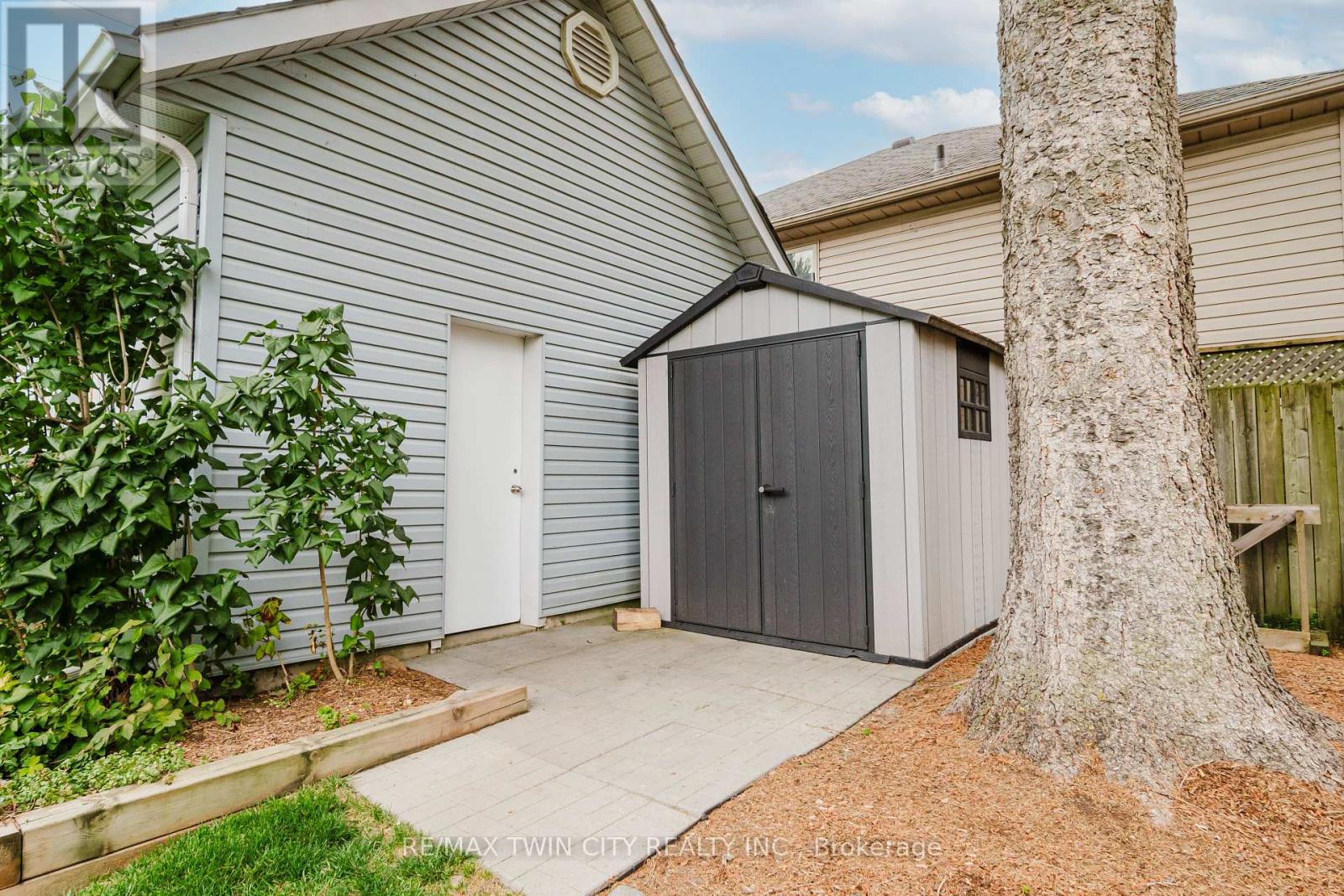 1159 Queens Bush Road, Wellesley, Ontario  N0B 2T0 - Photo 42 - X12454787