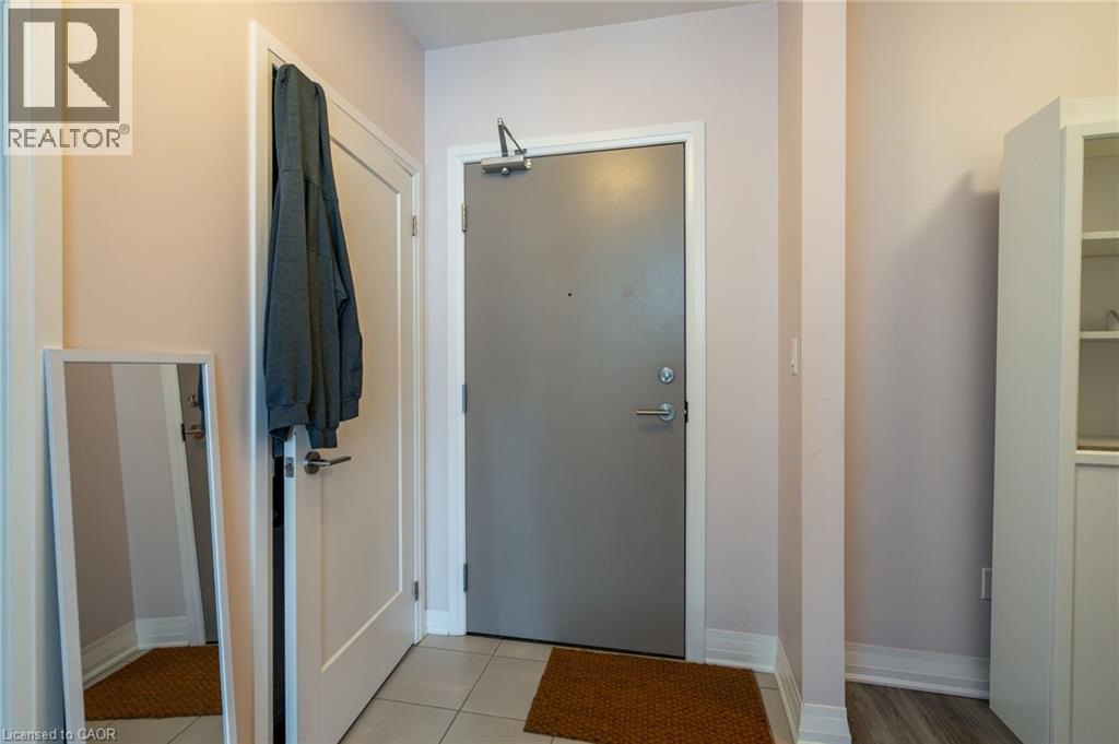 10 Concord Place Place Unit# 512, Grimsby, Ontario  L3M 0G6 - Photo 2 - 40775472