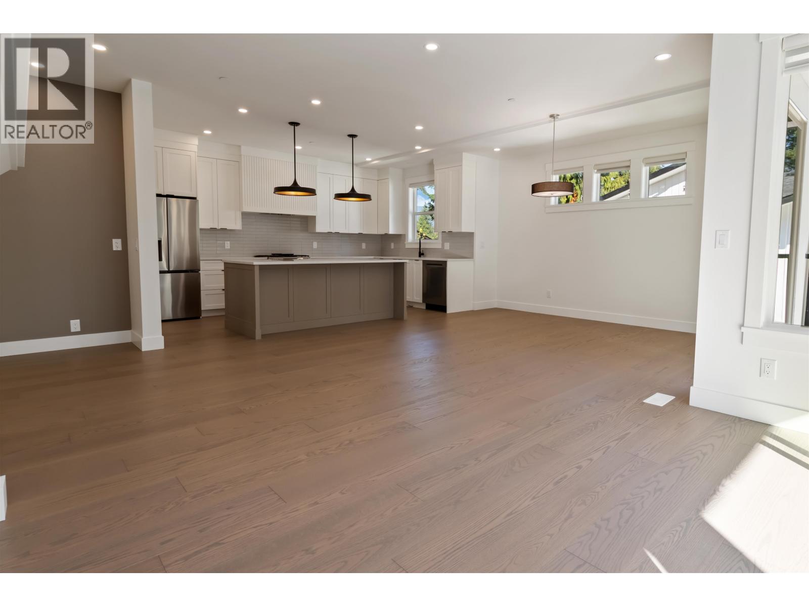 3611 St Thomas Street, Port Coquitlam, British Columbia  V3B 0V4 - Photo 13 - R3057104