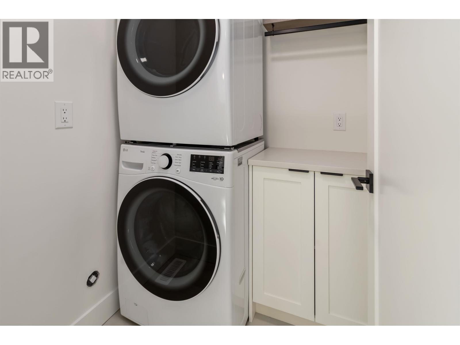 3611 St Thomas Street, Port Coquitlam, British Columbia  V3B 0V4 - Photo 30 - R3057104