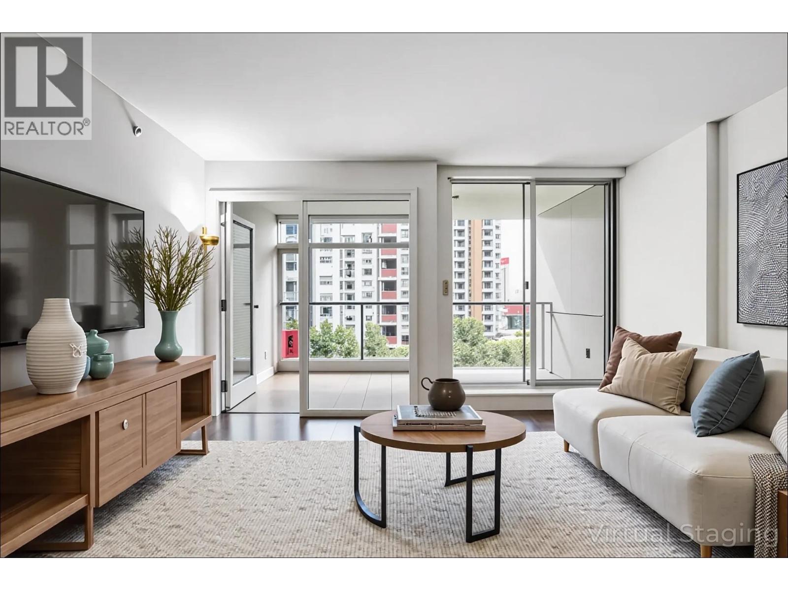816 161 W Georgia Street, Vancouver, British Columbia  V6B 0K9 - Photo 1 - R3057123