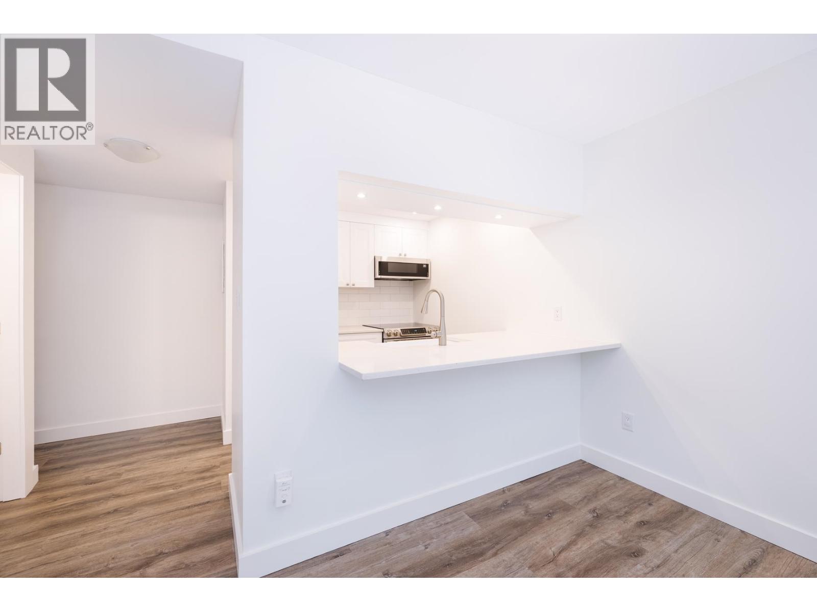 3182 Mountain Highway, North Vancouver, British Columbia  V7K 2H5 - Photo 19 - R3057127