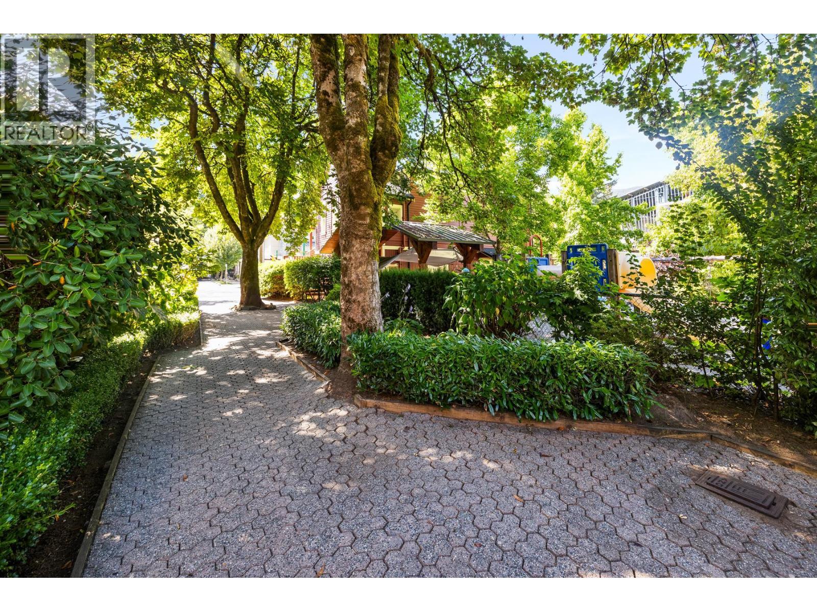 3182 Mountain Highway, North Vancouver, British Columbia  V7K 2H5 - Photo 36 - R3057127