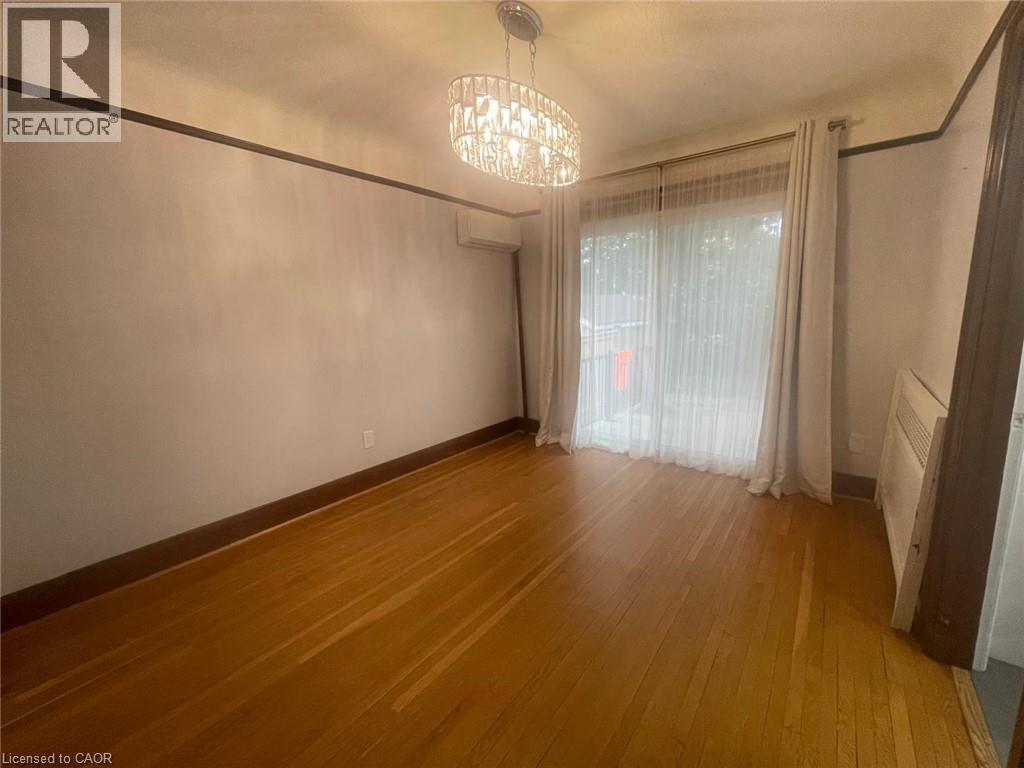 74 East 15th Street Unit# Main Floor, Hamilton, Ontario  L9A 4E9 - Photo 9 - 40771559