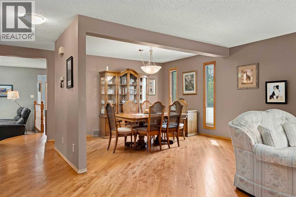 203 Ranch Estates Road Nw, Calgary, Alberta  T2G 2B9 - Photo 4 - A2250519