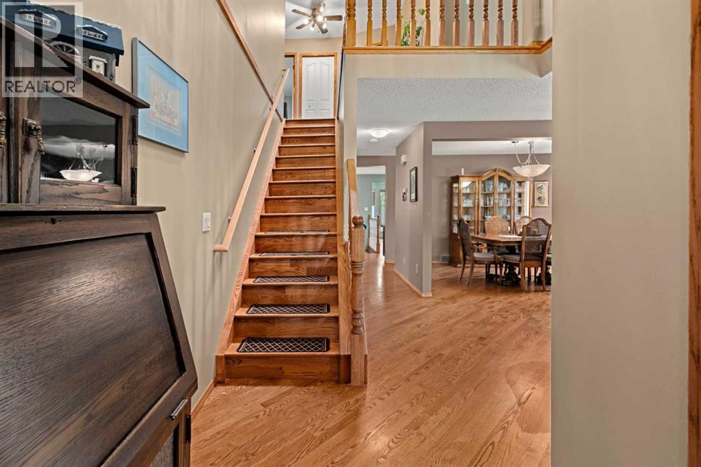 203 Ranch Estates Road Nw, Calgary, Alberta  T2G 2B9 - Photo 11 - A2250519