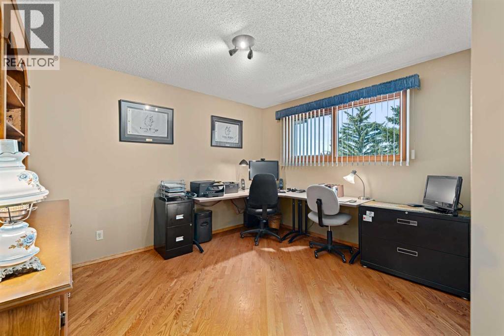 203 Ranch Estates Road Nw, Calgary, Alberta  T2G 2B9 - Photo 13 - A2250519