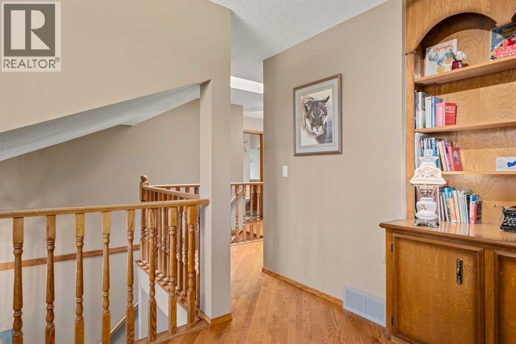 203 Ranch Estates Road Nw, Calgary, Alberta  T2G 2B9 - Photo 14 - A2250519