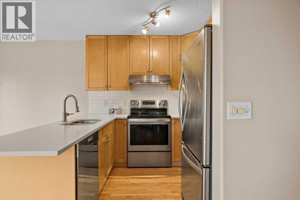 3, 819 Wilson Way, Canmore, Alberta  T1W 2Y8 - Photo 8 - A2255405