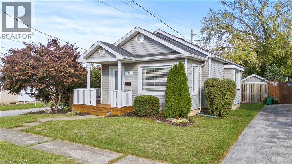 28 Chelsea Street, St. Catharines, Ontario  L2P 3B8 - Photo 2 - 40778000