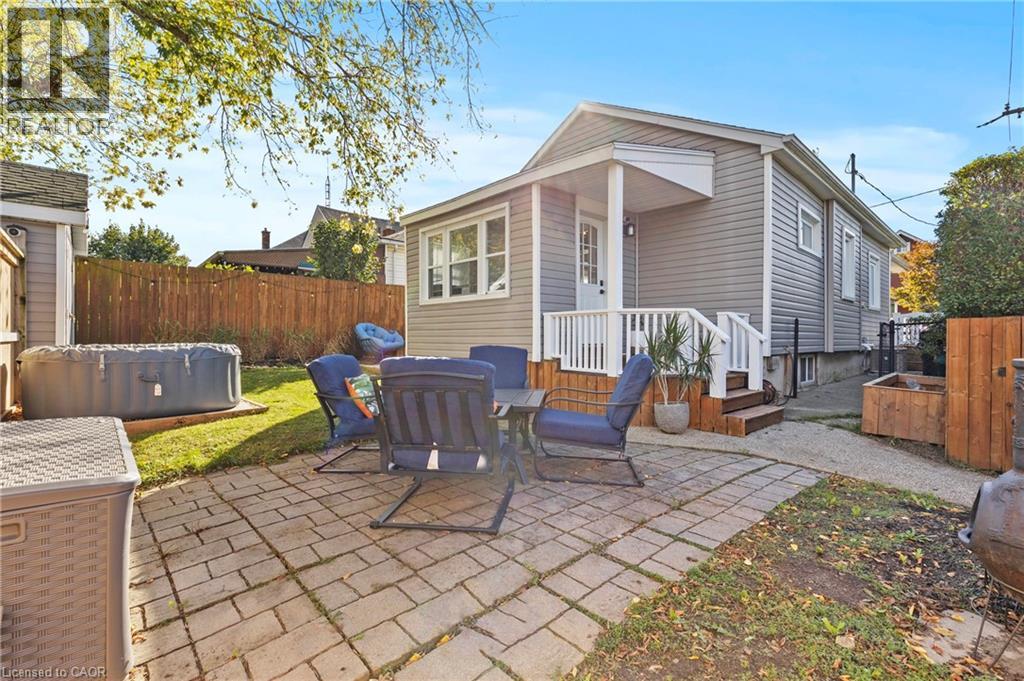 28 Chelsea Street, St. Catharines, Ontario  L2P 3B8 - Photo 5 - 40778000
