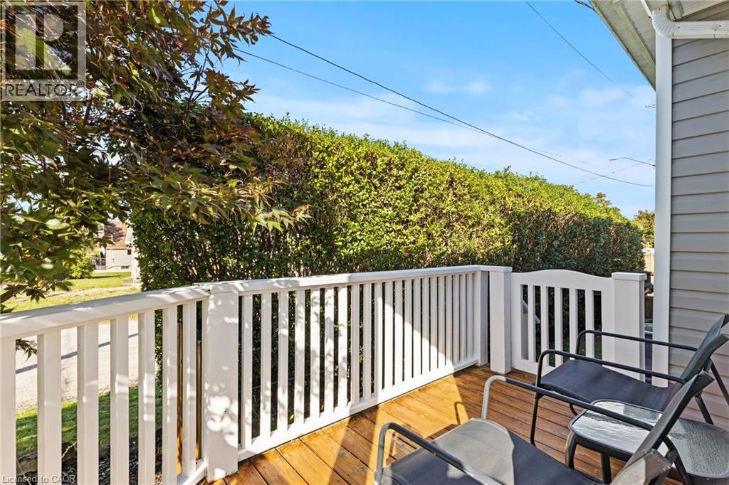 28 Chelsea Street, St. Catharines, Ontario  L2P 3B8 - Photo 3 - 40778000