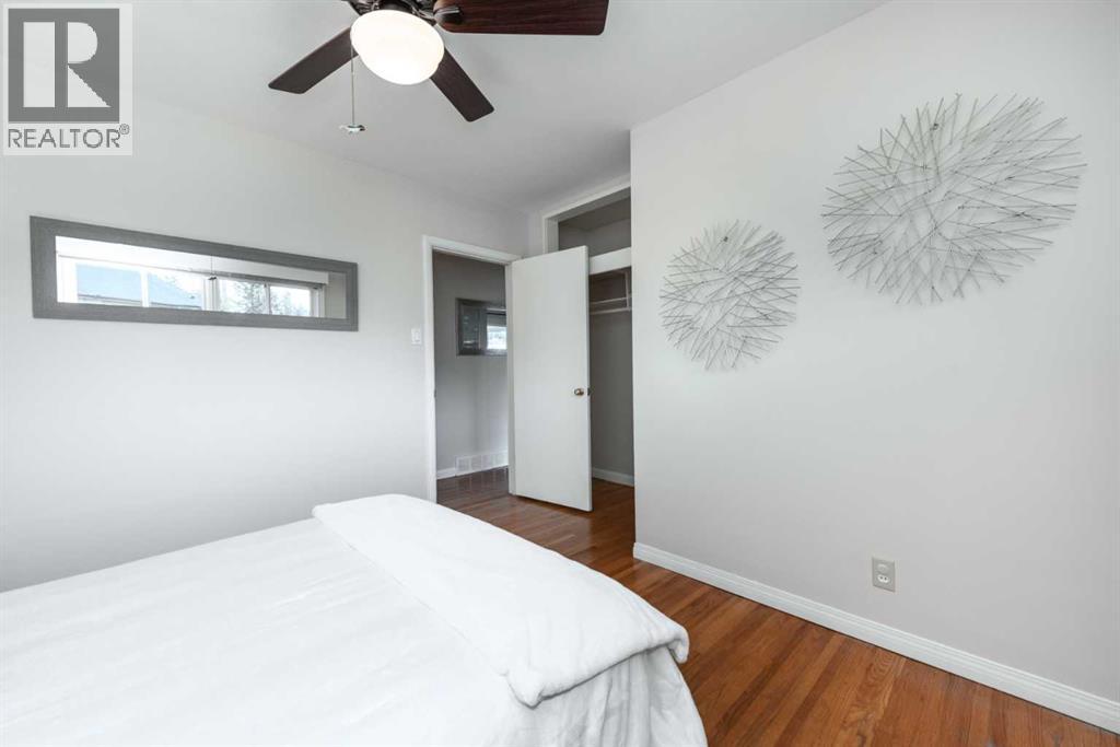 5308 Thornbriar Road Nw, Calgary, Alberta  T2K 2X6 - Photo 10 - A2261833