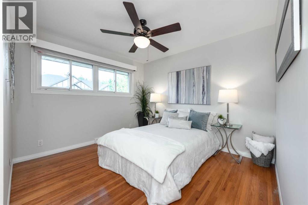 5308 Thornbriar Road Nw, Calgary, Alberta  T2K 2X6 - Photo 9 - A2261833