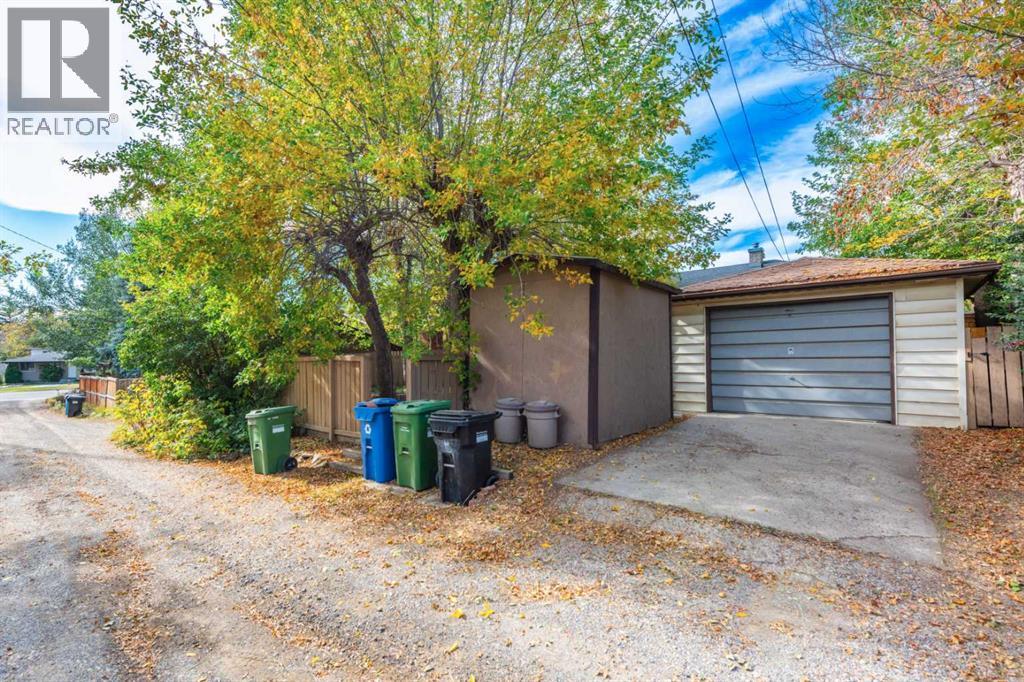 5308 Thornbriar Road Nw, Calgary, Alberta  T2K 2X6 - Photo 33 - A2261833