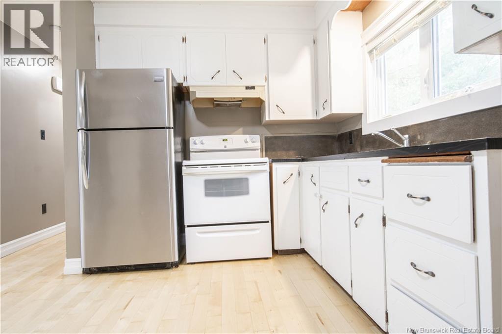 23 Belfast Street, Riverview, New Brunswick  E1B 3E9 - Photo 7 - NB127989