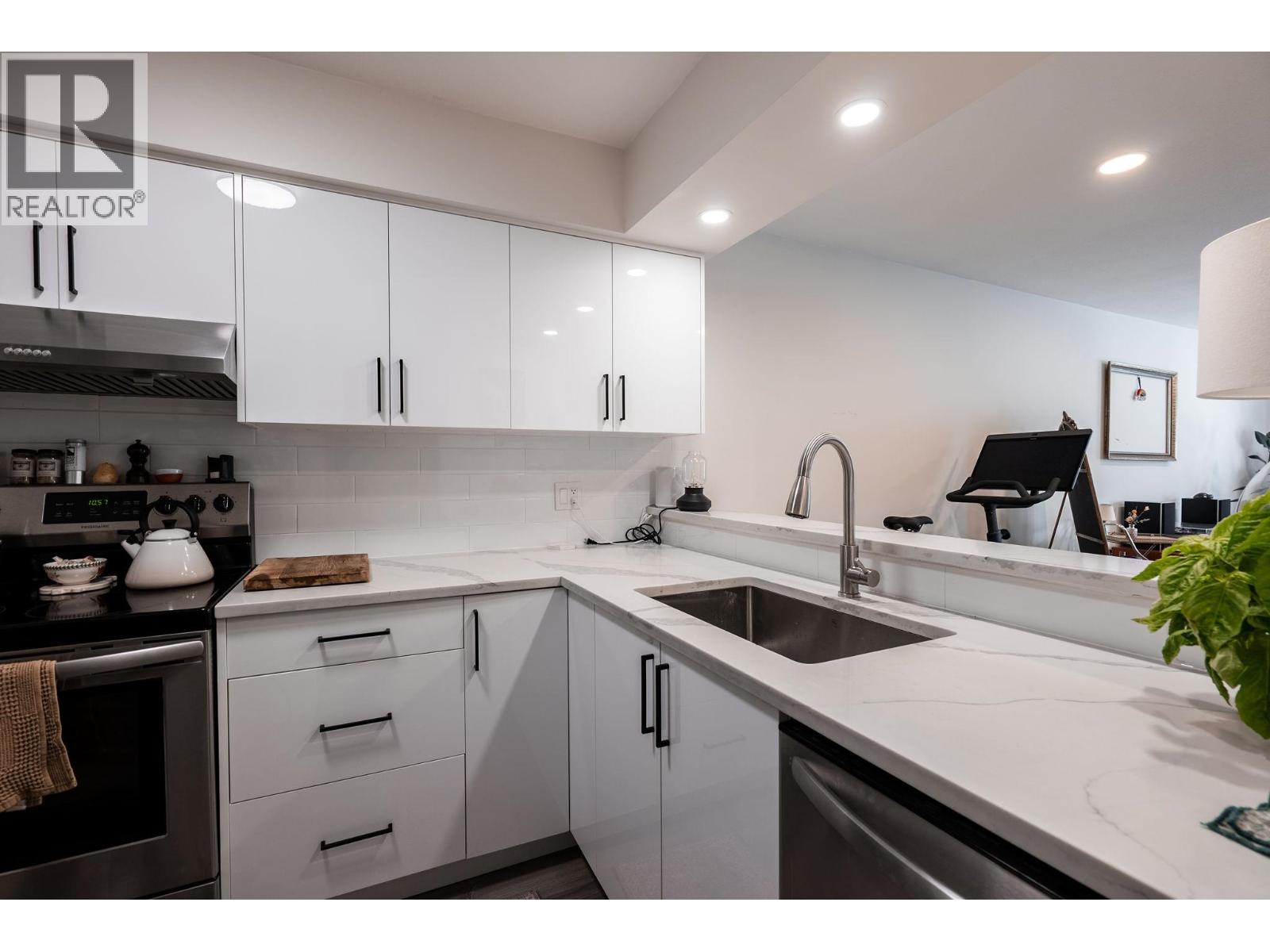 203 1615 Frances Street, Vancouver, British Columbia  V5L 1Z3 - Photo 9 - R3051527