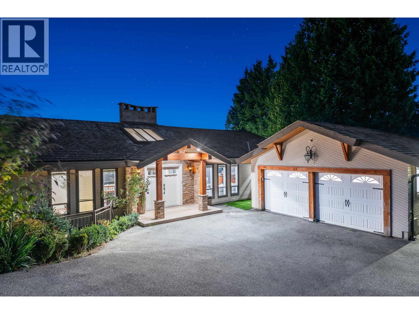 1521 CHARTWELL DRIVE, West Vancouver, British Columbia