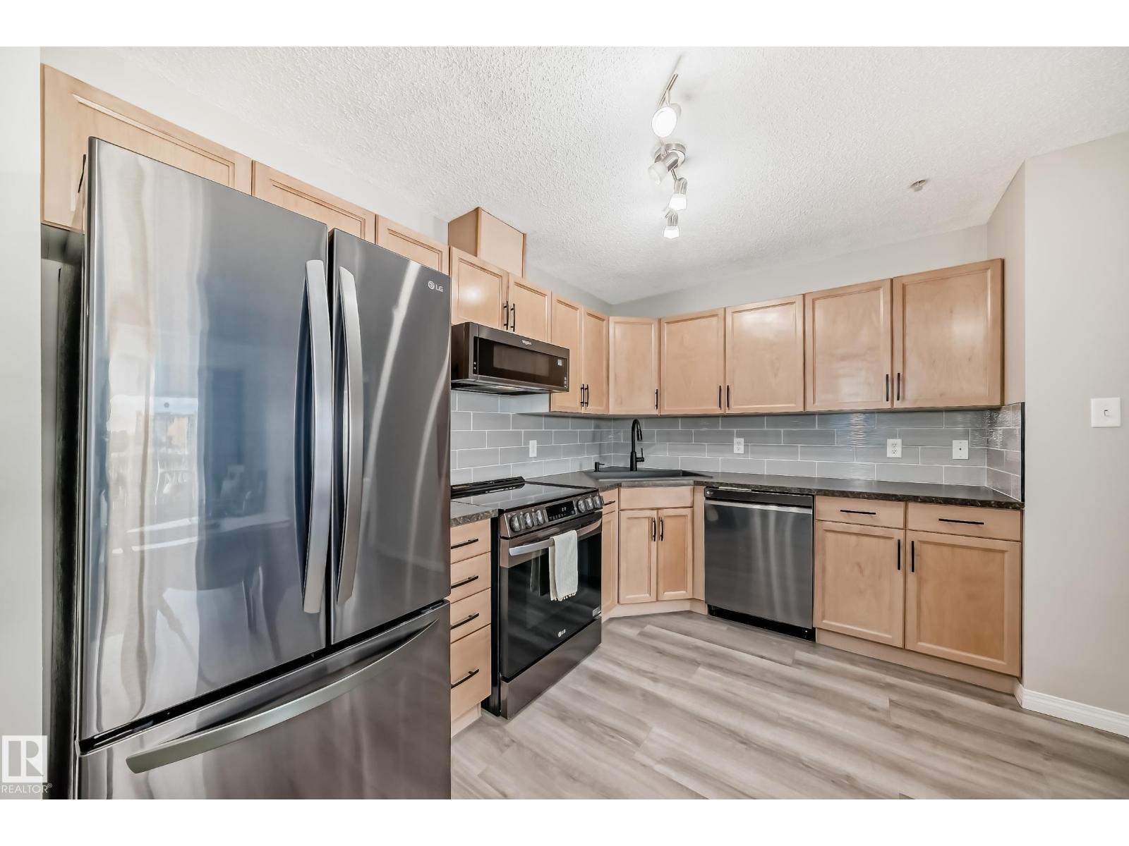 #118 309 Clareview Station Dr Nw, Edmonton, Alberta  T5Y 0C5 - Photo 2 - E4461509