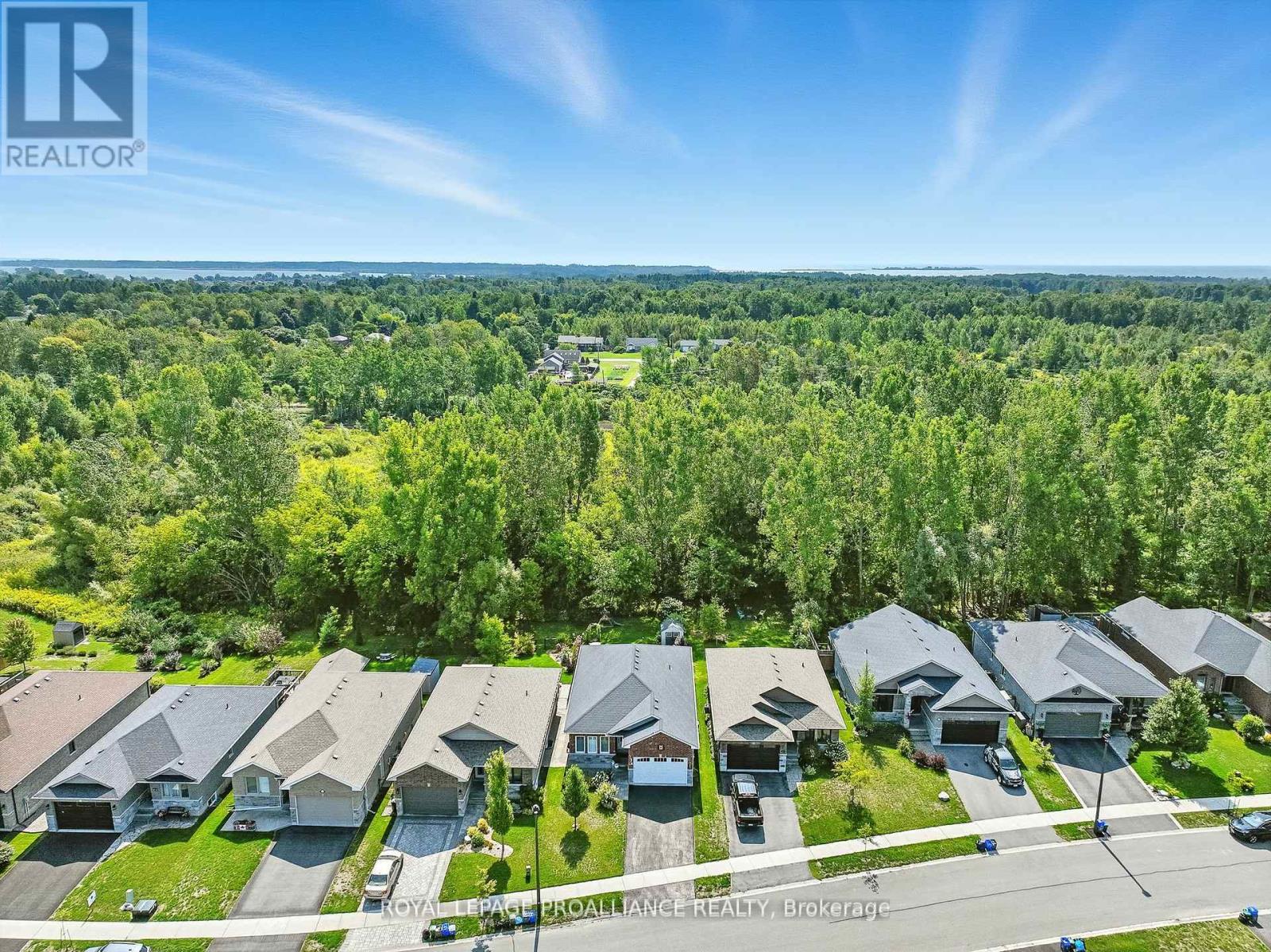 82 ROYAL GALA DRIVE, Brighton, Ontario