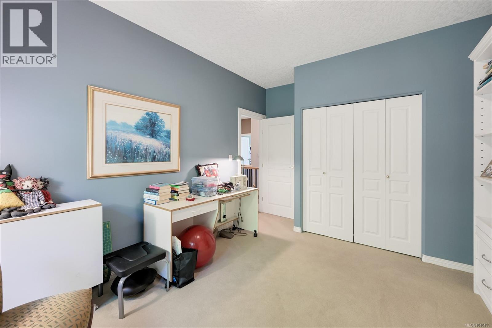 4 4522 Gordon Point Dr, Saanich, British Columbia  V8N 6L4 - Photo 10 - 1016133