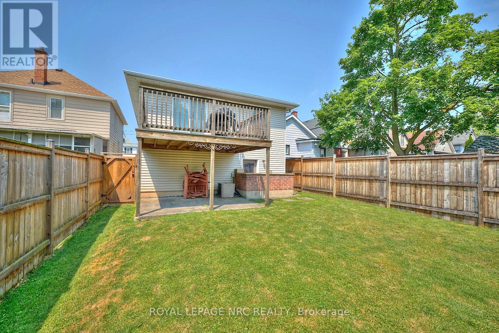32 Wilton Avenue, Welland, Ontario  L3C 1Z9 - Photo 12 - X12263703