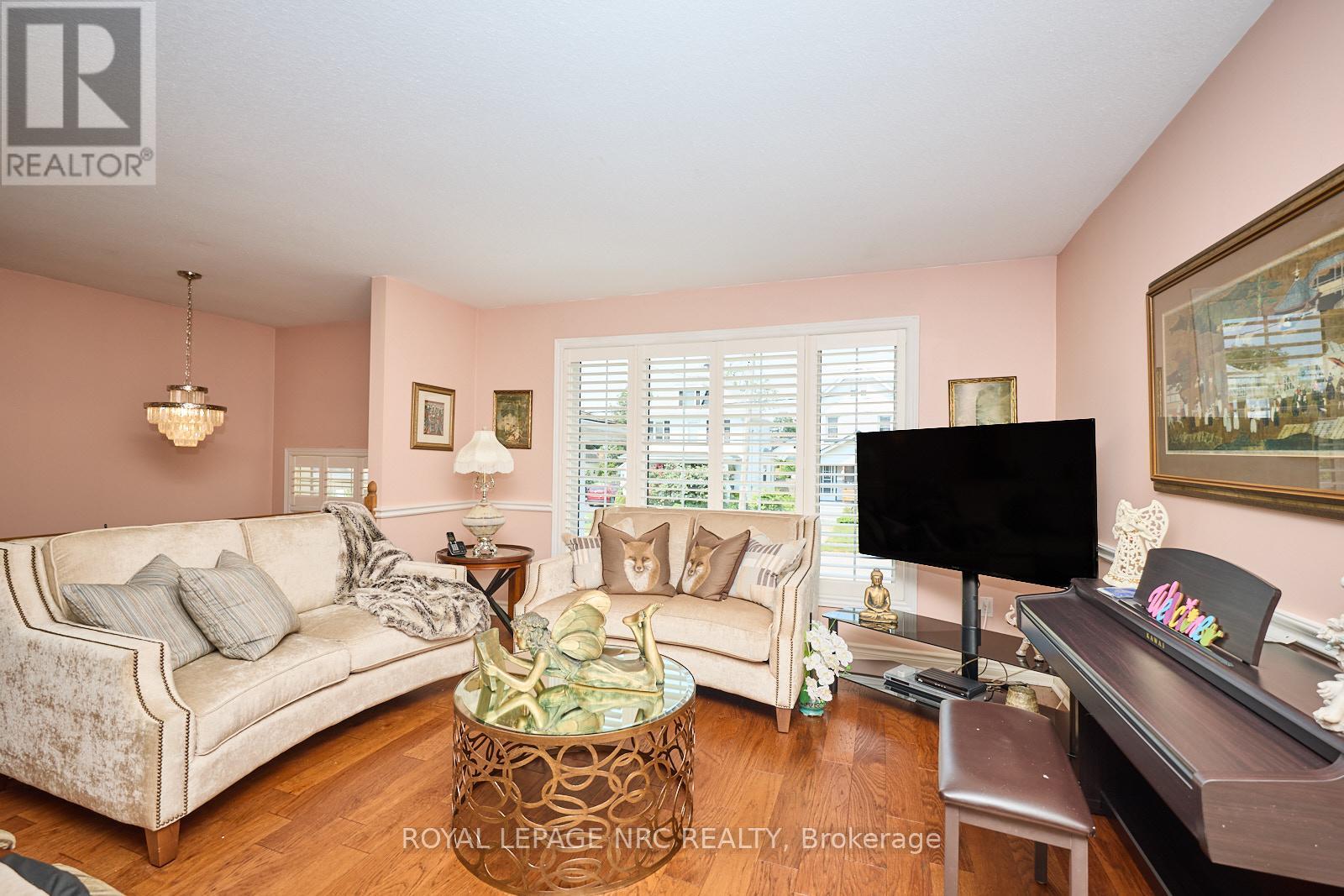 32 Wilton Avenue, Welland, Ontario  L3C 1Z9 - Photo 19 - X12263703