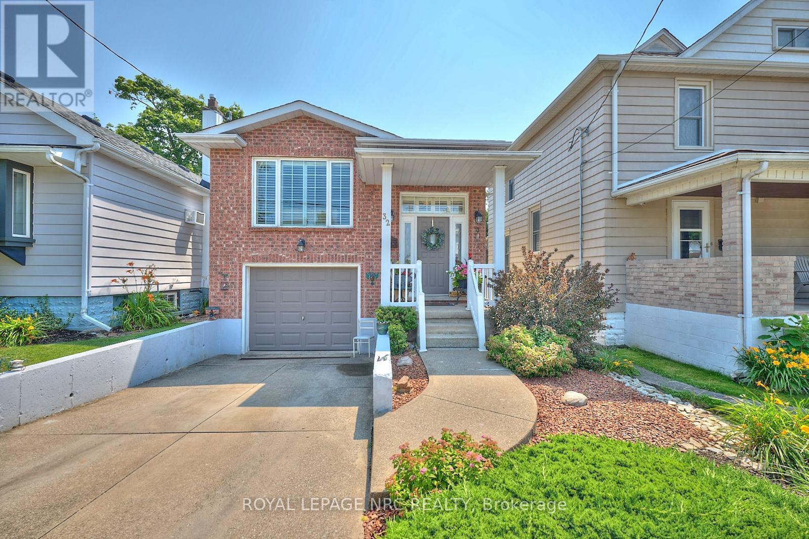 32 Wilton Avenue, Welland, Ontario  L3C 1Z9 - Photo 3 - X12263703