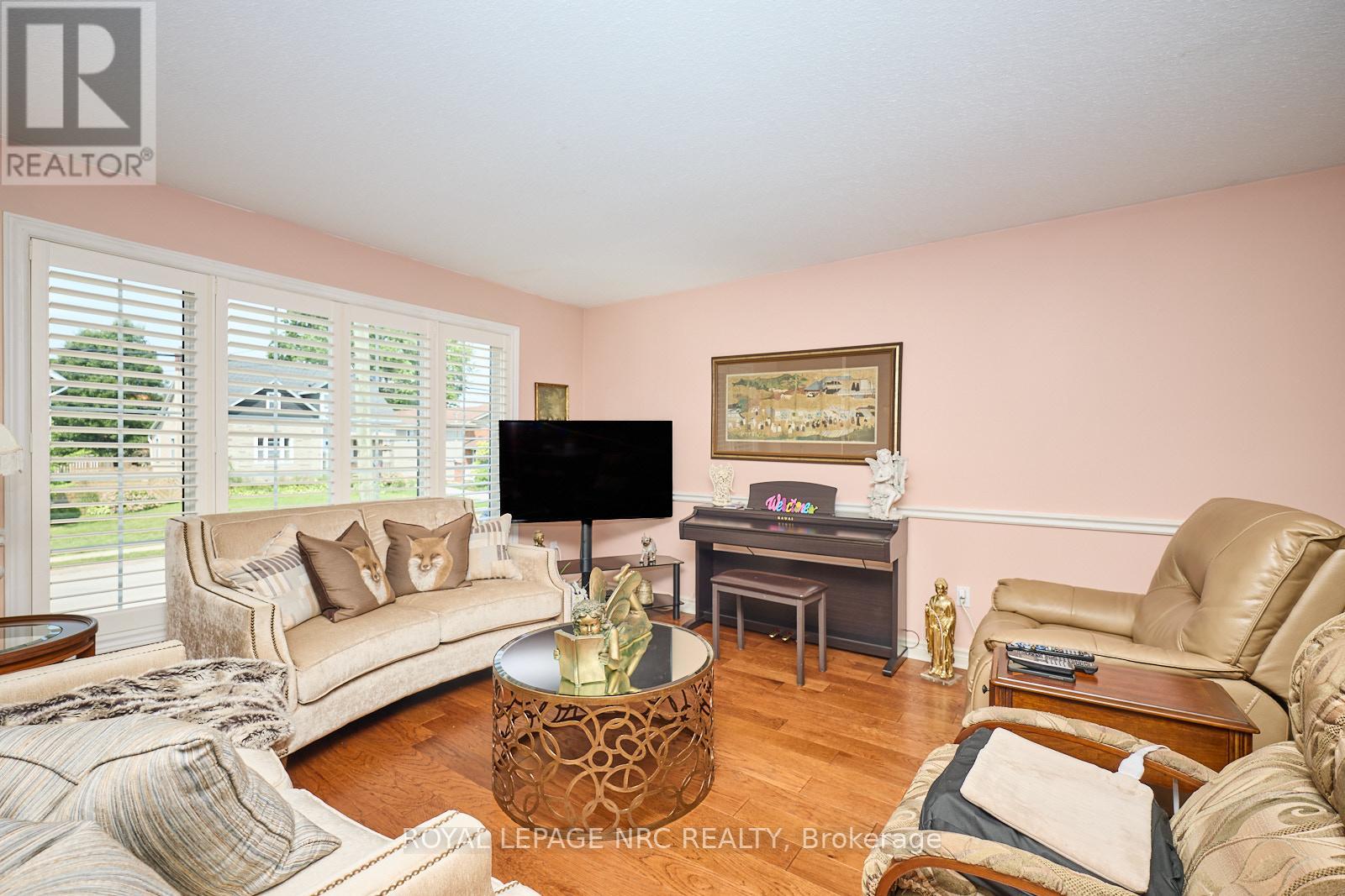 32 Wilton Avenue, Welland, Ontario  L3C 1Z9 - Photo 20 - X12263703