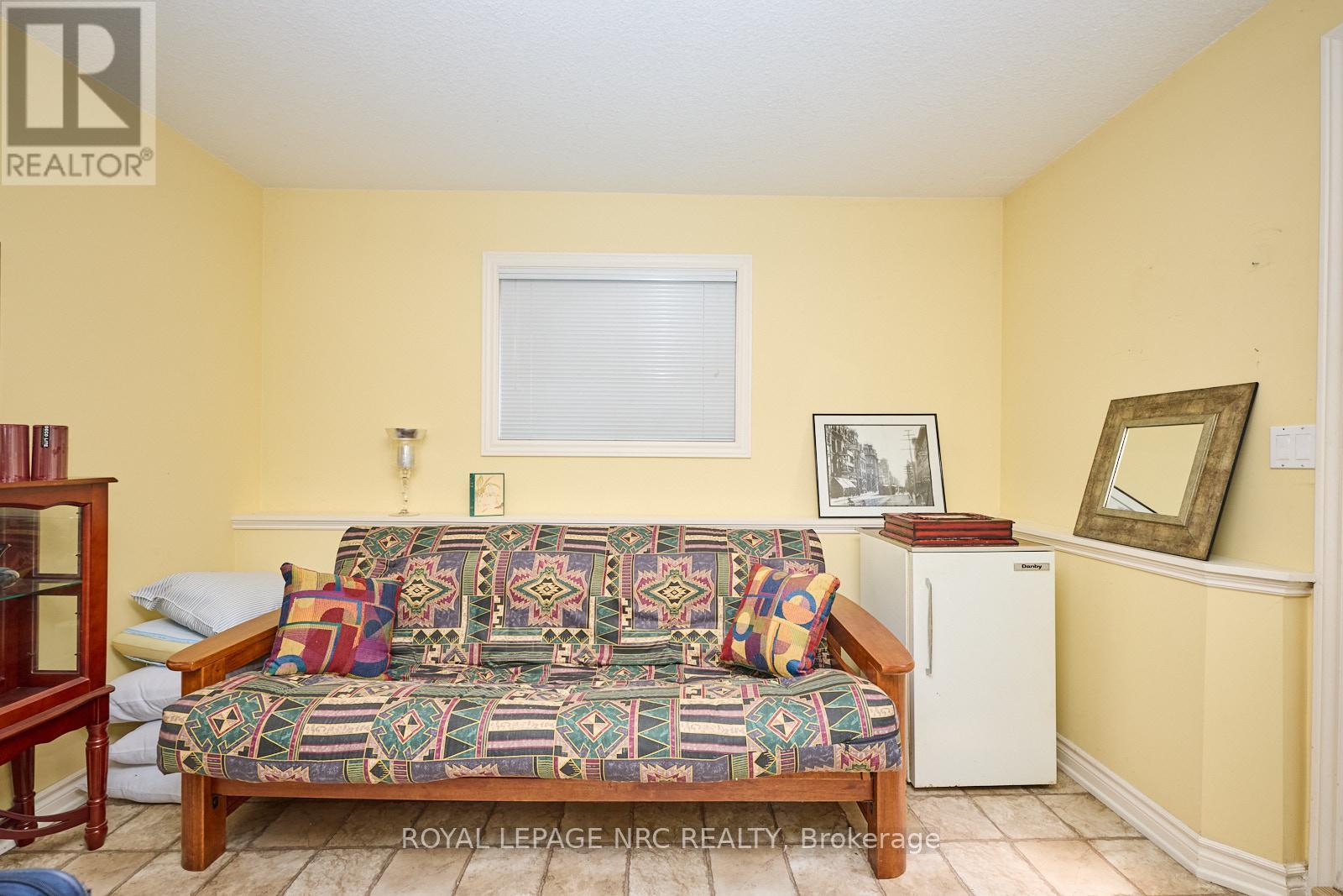 32 Wilton Avenue, Welland, Ontario  L3C 1Z9 - Photo 39 - X12263703