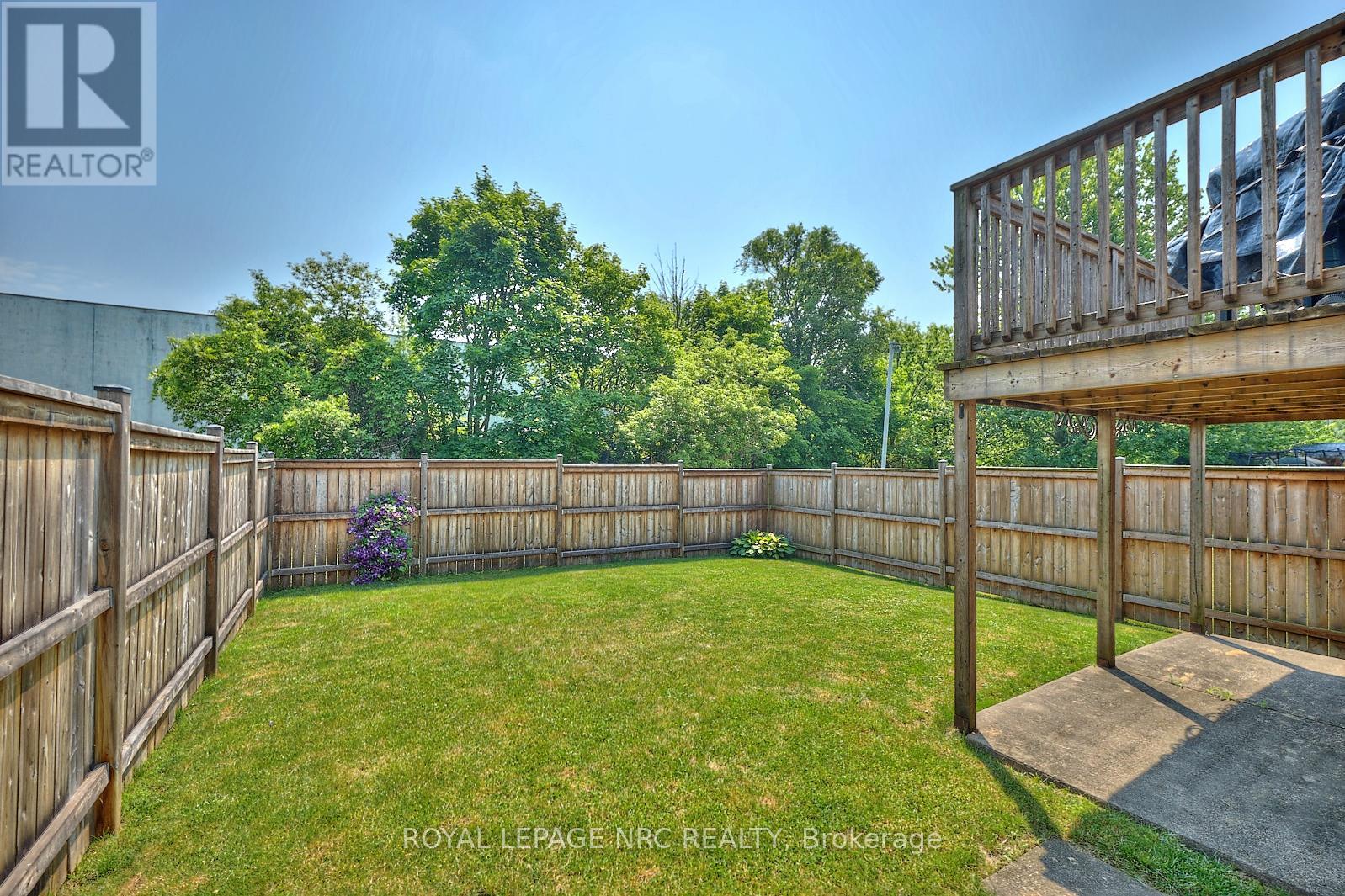 32 Wilton Avenue, Welland, Ontario  L3C 1Z9 - Photo 8 - X12263703