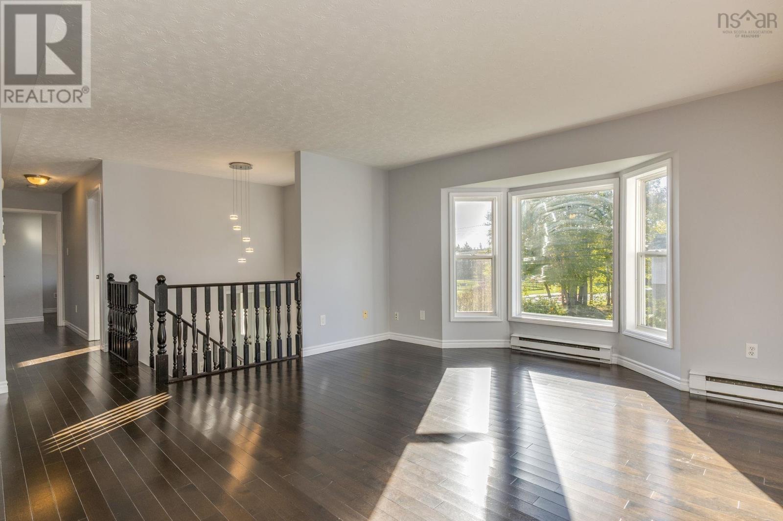 373 Auburn Drive, Dartmouth, Nova Scotia  B2W 6E1 - Photo 5 - 202525529