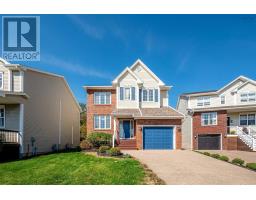 40 GORSEBUD Close