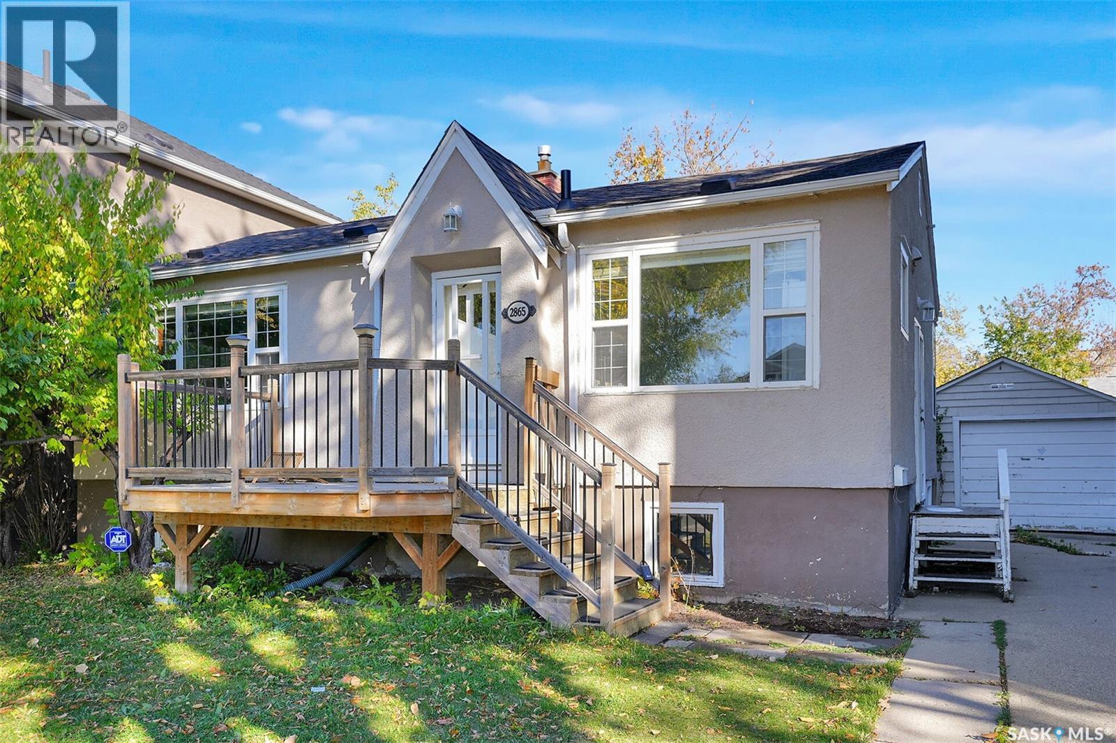 2865 Garnet Street, Regina, Saskatchewan  S4S 1X1 - Photo 4 - SK020516