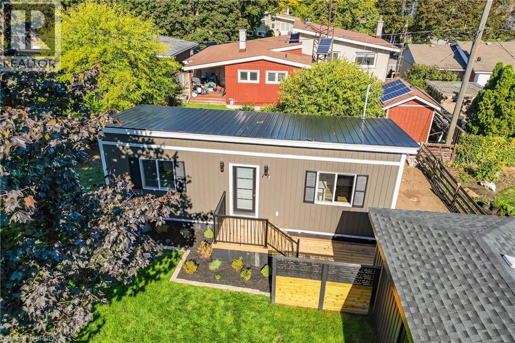 17 Preston Drive, St. Catharines, Ontario  L2M 1X4 - Photo 2 - 40776492