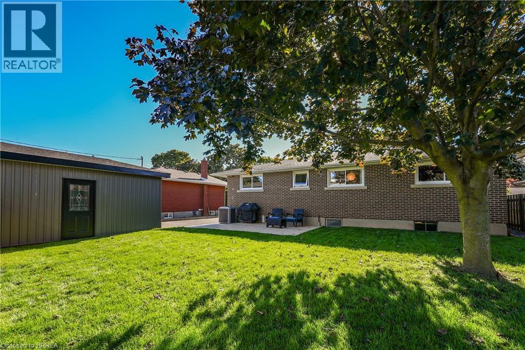 17 Preston Drive, St. Catharines, Ontario  L2M 1X4 - Photo 32 - 40776492