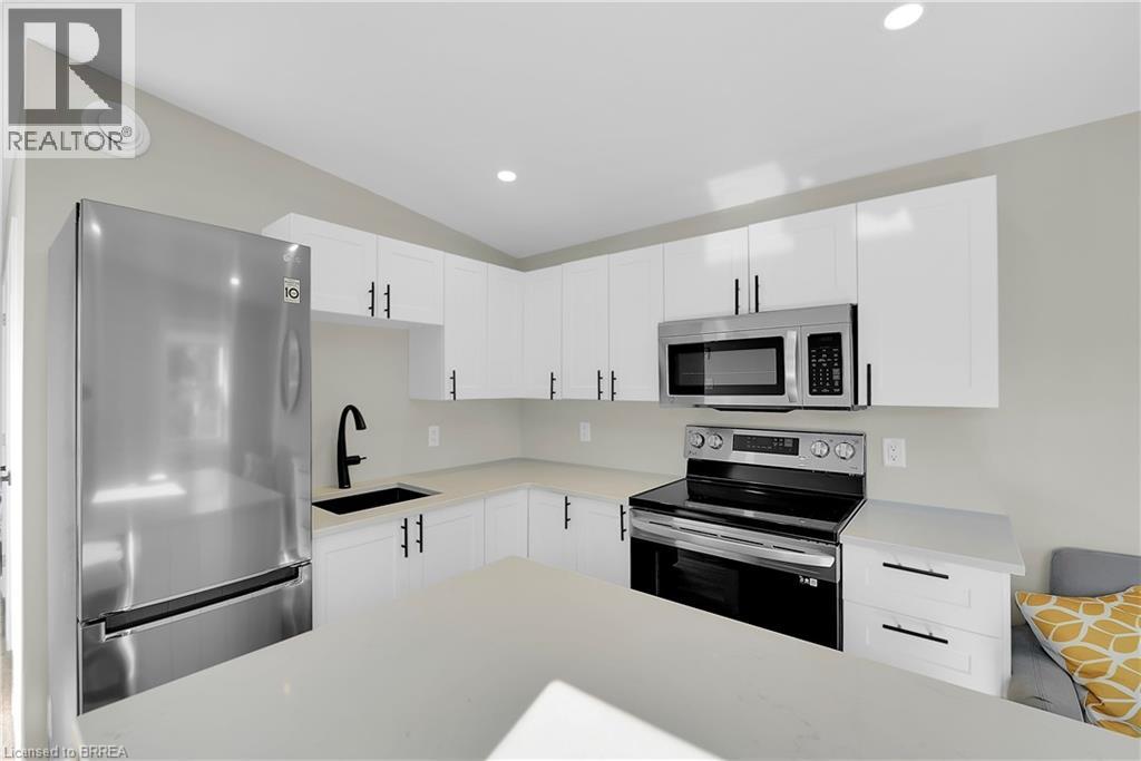 17 Preston Drive, St. Catharines, Ontario  L2M 1X4 - Photo 39 - 40776492