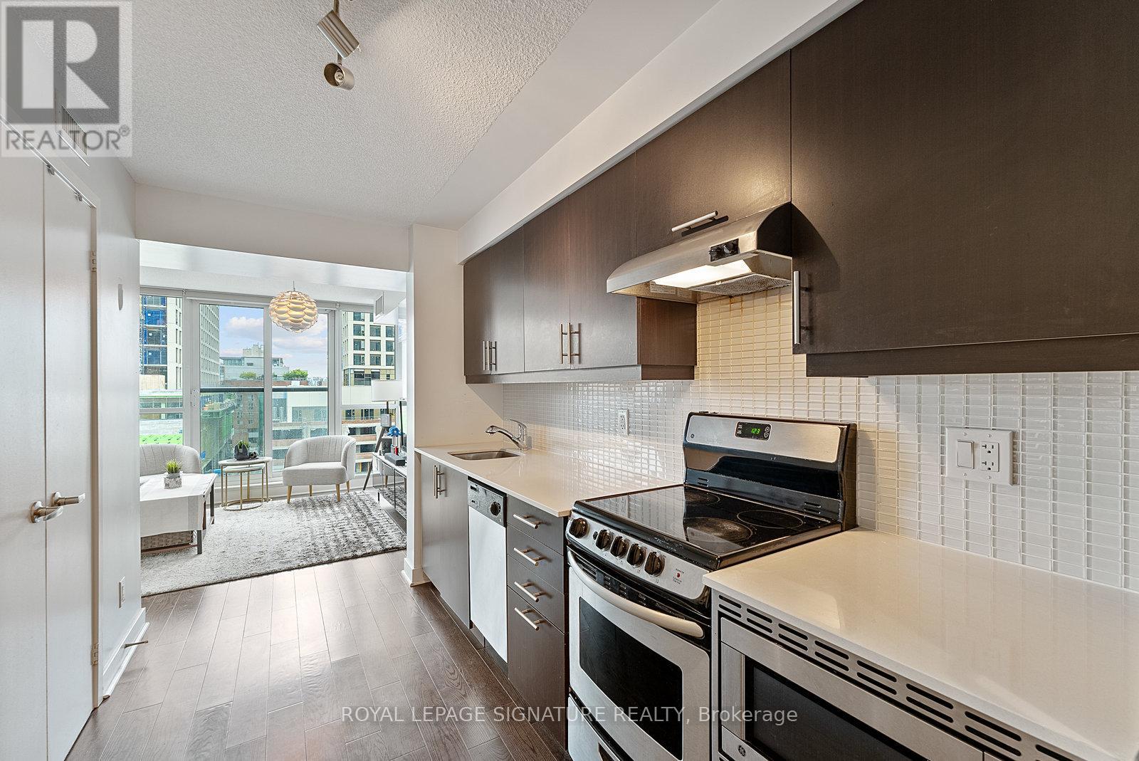 718 - 320 Richmond Street E, Toronto, Ontario  M5A 1P9 - Photo 3 - C12454860