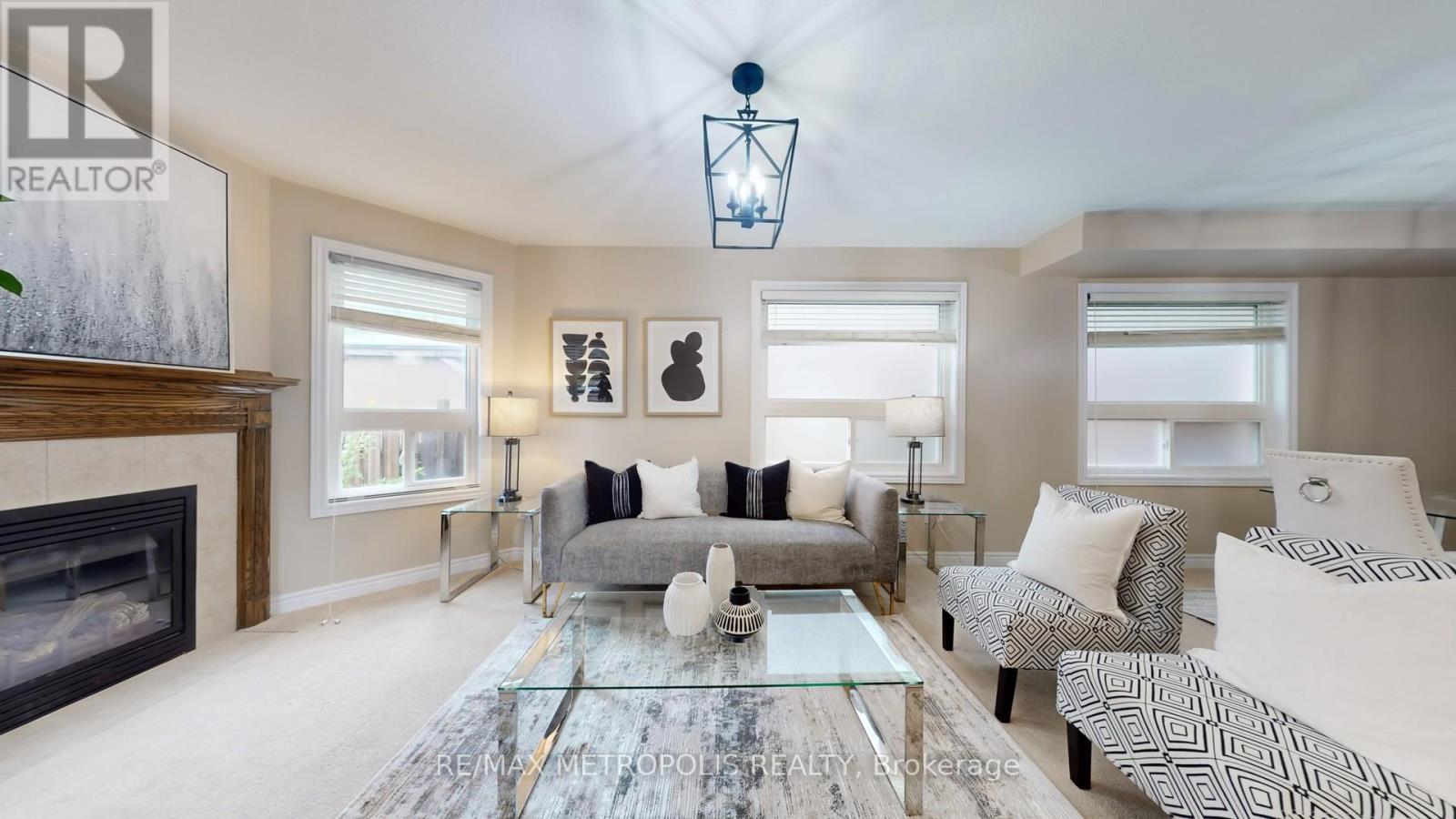 192 Avondale Drive, Clarington, Ontario  L1E 0G2 - Photo 4 - E12454844