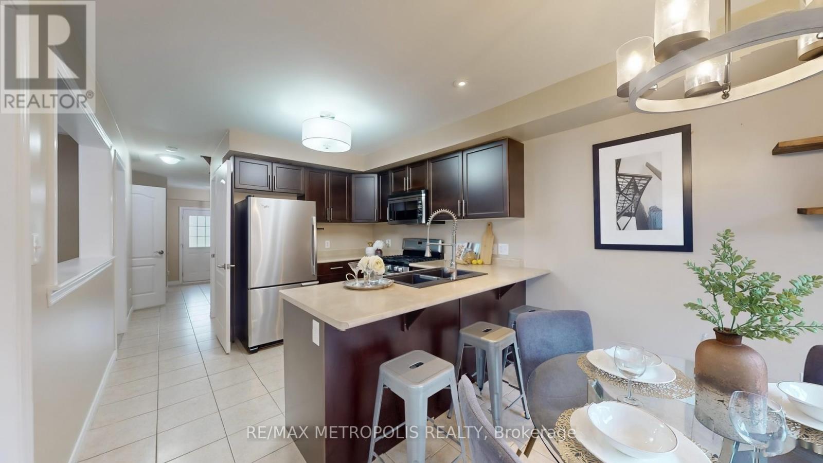 192 Avondale Drive, Clarington, Ontario  L1E 0G2 - Photo 5 - E12454844