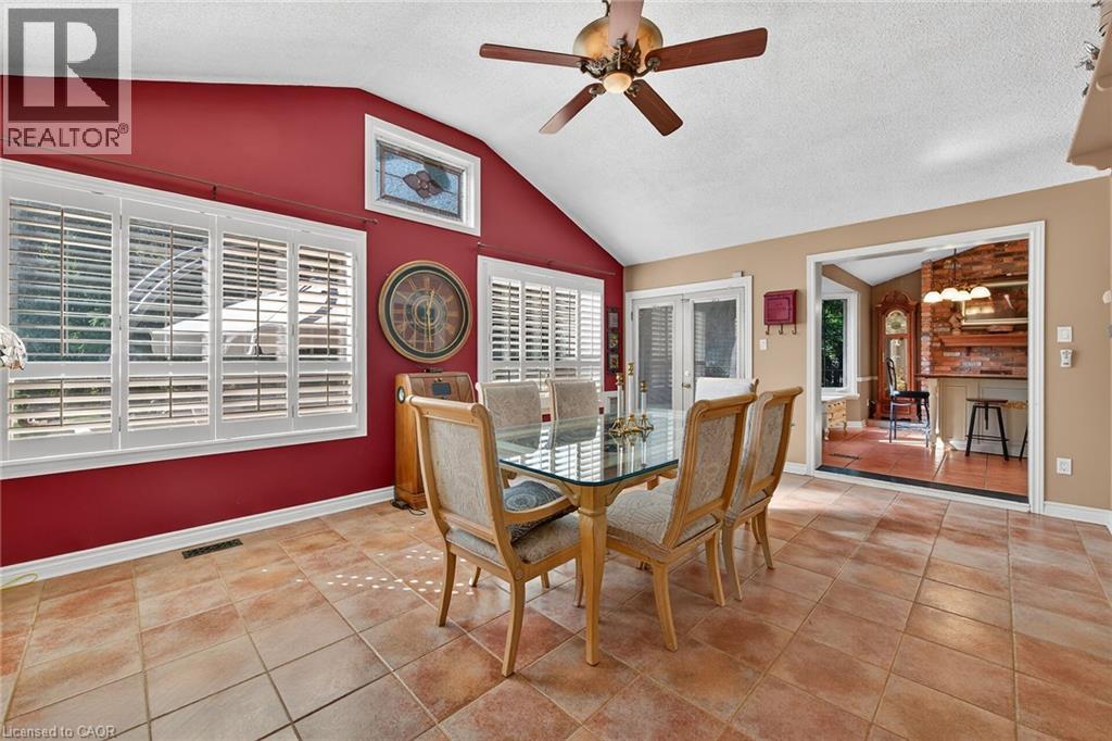 5590 Blind Line, Burlington, Ontario  L7P 0B2 - Photo 6 - 40775576