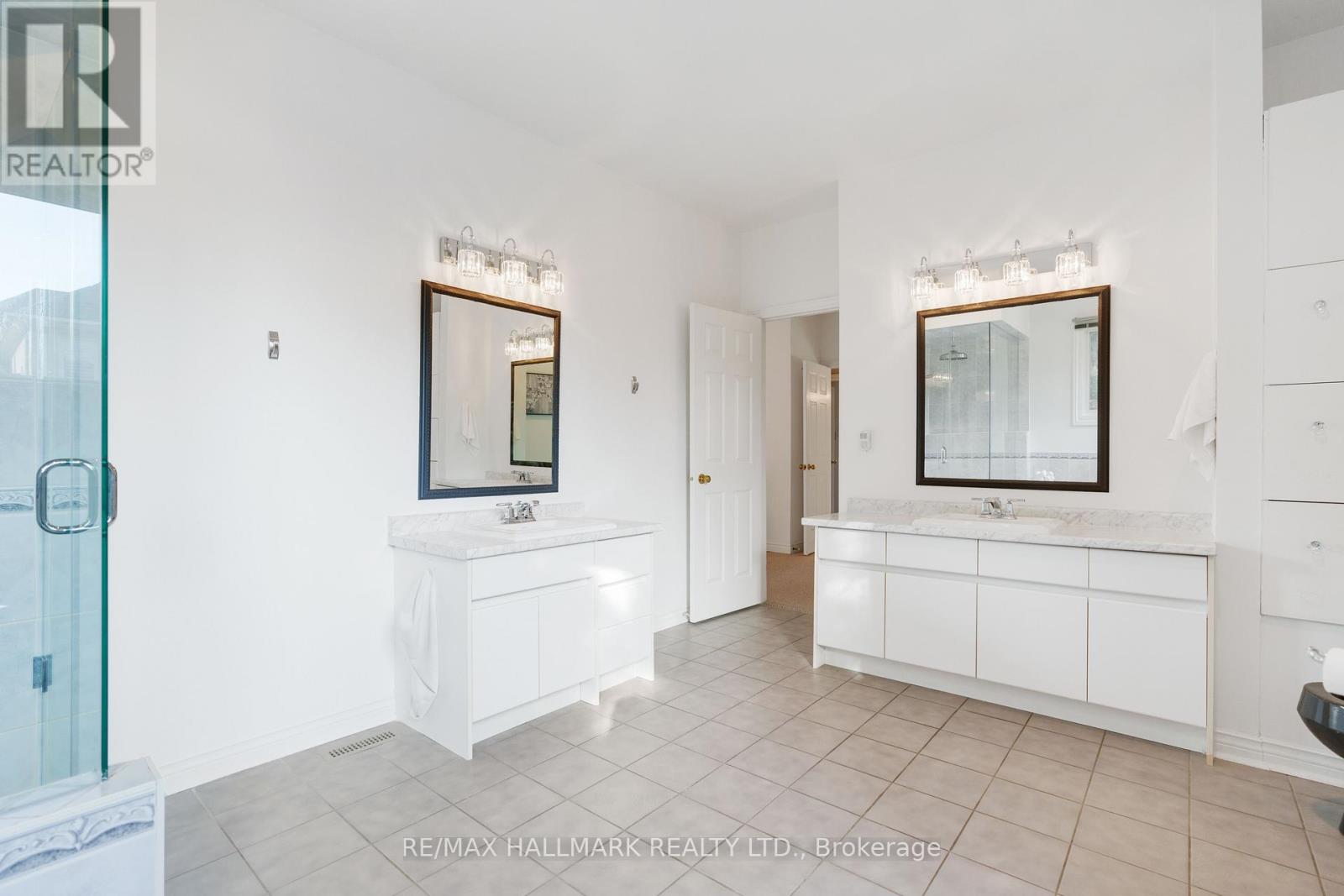 71 Willow Farm Lane, Aurora, Ontario  L4G 6K2 - Photo 28 - N12454812