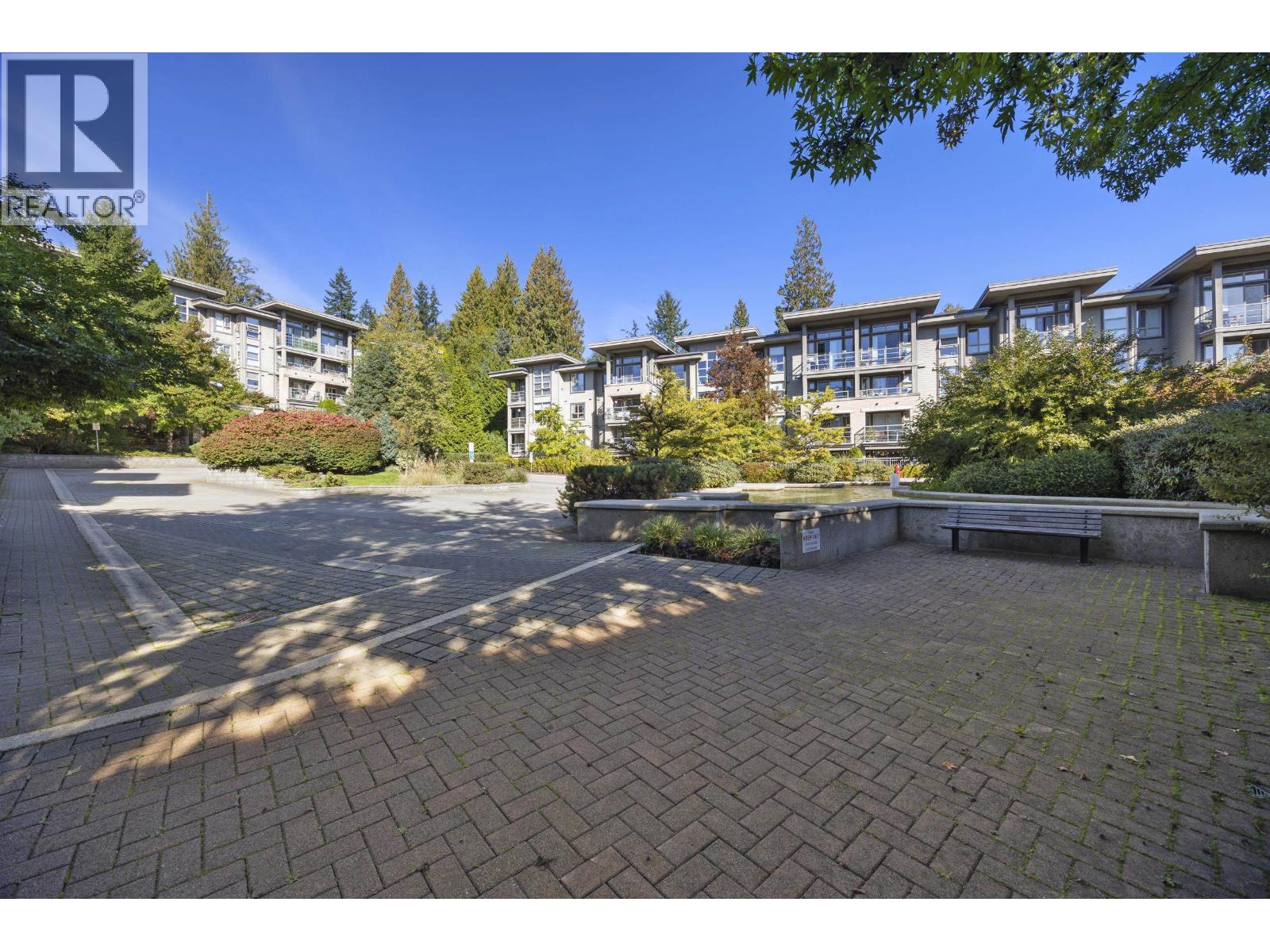 310 9339 University Crescent, Burnaby, British Columbia  V5A 4Y1 - Photo 5 - R3056395