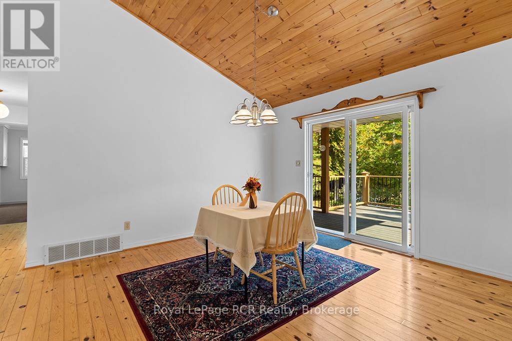 83 Lakewood Country Lane, Northern Bruce Peninsula, Ontario  N0H 1W0 - Photo 14 - X12454928