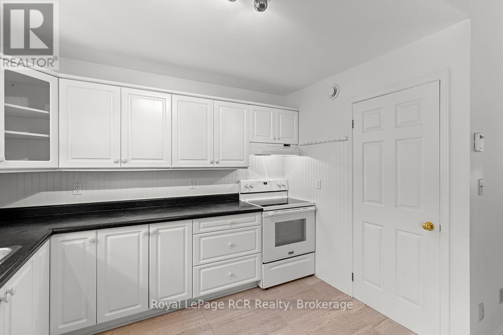 83 Lakewood Country Lane, Northern Bruce Peninsula, Ontario  N0H 1W0 - Photo 20 - X12454928