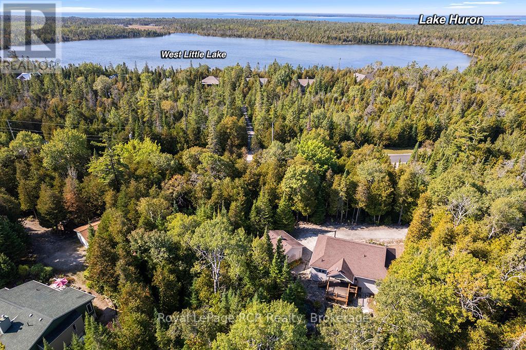 83 Lakewood Country Lane, Northern Bruce Peninsula, Ontario  N0H 1W0 - Photo 3 - X12454928