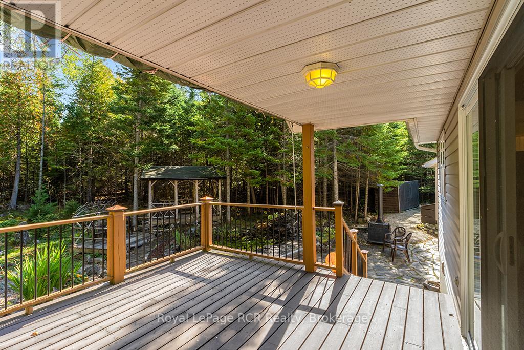 83 Lakewood Country Lane, Northern Bruce Peninsula, Ontario  N0H 1W0 - Photo 32 - X12454928